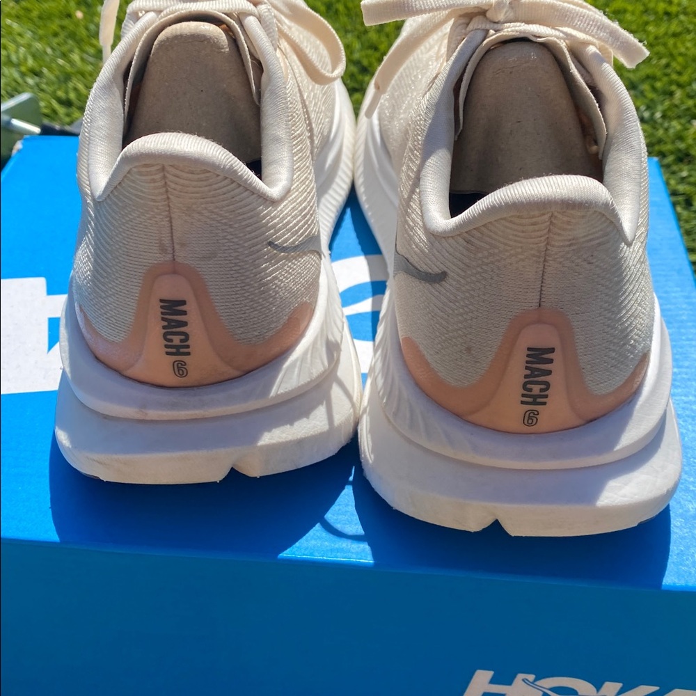Hoka Mach 6 Running Shoes women’s 8.5 wide Eggnog color - Picture 5 of 7